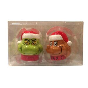 Dr Seuss THE GRINCH Salt & Pepper Shakers Grinch Max in Santa Hats Ceramic
